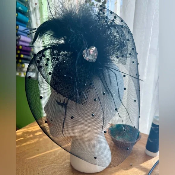 Black Fascinator with Heart Rhinestone - Picture 2 of 4